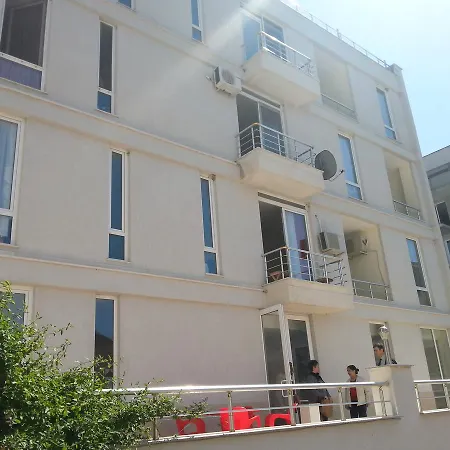 Hotel Roza Shengjin Apartment 3*